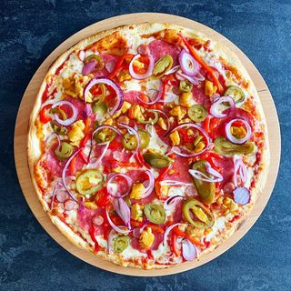 43. Pizza Samuraj 50cm