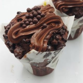 Muffinka czekoladowo-orzechowa