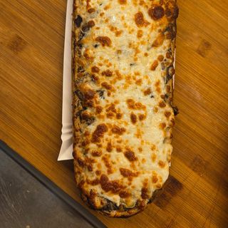 Zapiekanka z serem i pieczarkami