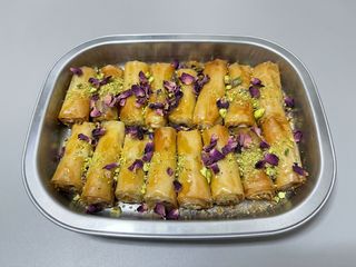 BAKLAWA RÓŻANO-ORZECHOWA (5 szt)