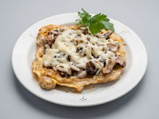 Schab wieprzowy z pieczarkami i mozzarellą 250g