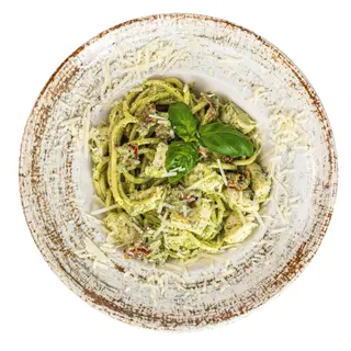 Bucatini con pollo e pesto