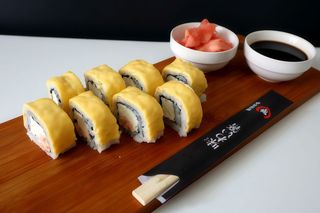 De Luxe ze smażonym Łososiem