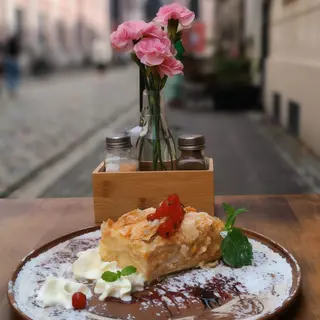 Tort "Od Czyczeri"