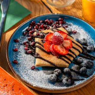 Naleśnik z kremem al'a Kinder Bueno