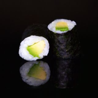 Hosomak  łosoś w sezamie