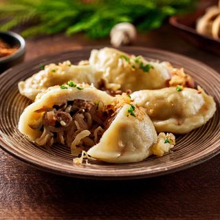 Pierogi z kapustą i grzybami