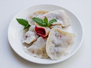 Pierogi z wiśniami 9szt