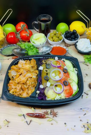 Kurczak z Sałatką duży