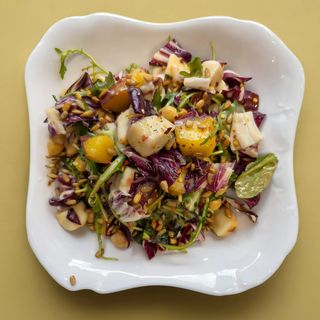 INSALATA HALLOUMI