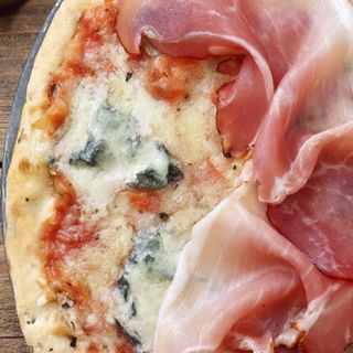 Gorgonzola- Speck
