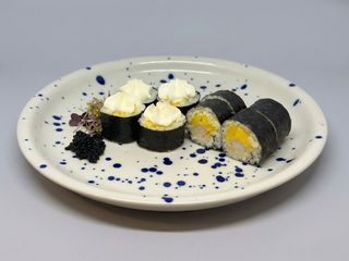 Krewetka w tempurze z mango