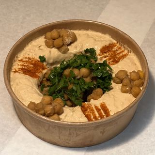 Hommus Pasta z Ciecierzycy z tahiną Plate