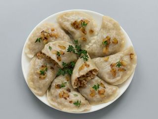 Pierogi z kapustą i grzybami