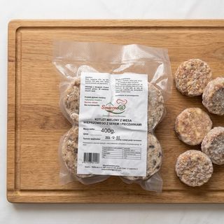 Kotlet mielony z mięsa wieprzowego z serem i pieczarkami mrożony