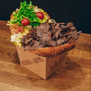 Kebab w bułce + Tamek Gratis