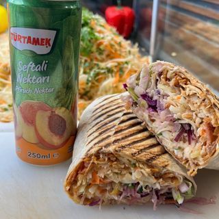 Kebab rolada + Tamek Gratis