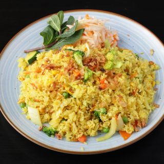 Ryż smażony z golonką