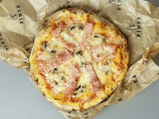 Cotto e funghi