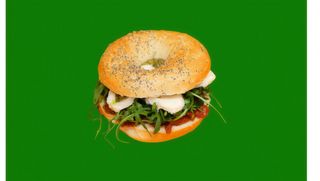 Bajgiel z mozzarellą