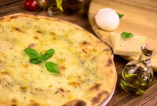 Quattro formaggi 32 cm