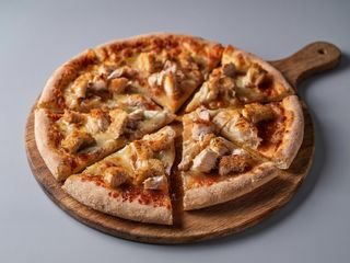 Pizza  z kurczakiem  42 cm ,pepsi 0,25l gratis