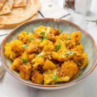 Aloo Gobi Do Pyaza