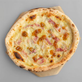 Pizza Pancetta Con Salsa Fichi