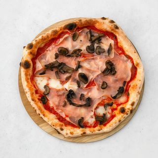 Pizza Prosciutto E Funghi