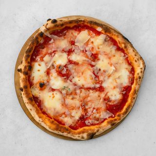 Pizza Quattro Formaggi