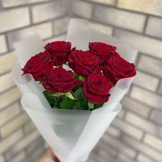 Bukiet 7 róż czerwonych 