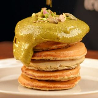 Panejki z sosem PISTACJOWYM i czekoladą