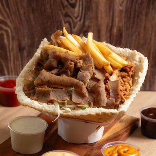 Kebab w Bułce Amerykański Średni