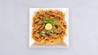 Smażony makaron ryżowy