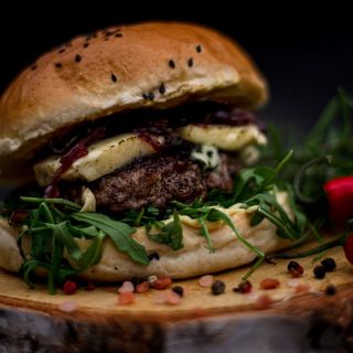 Burger Chimera + Tymbark Owocowy 250 ml