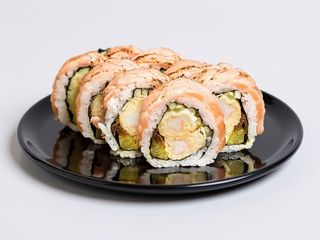 California gold opalany łosoś /krewetka w tempurze/ostry majo,warzywa