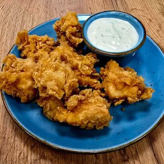 Nuggetsy z Kurczaka w Panierce Chicken King + DIP do Wyboru