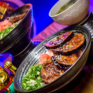 Donburi z bakłażanem