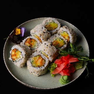 Uramak z cukinią w tempurze karaage