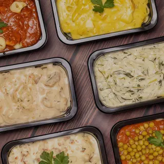 Con Piseli Boloński z Groszkiem 600g