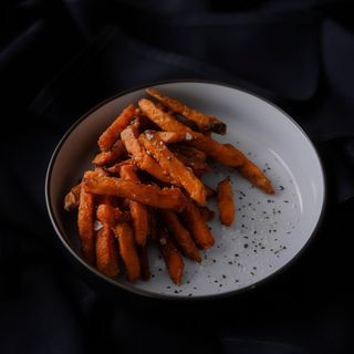 Frytki z batatów własnej produkcji