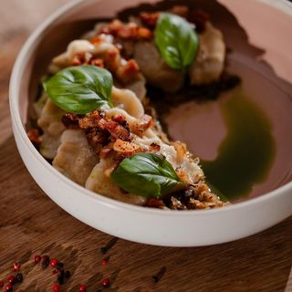 SMAŻONE DOMOWE PIEROGI Z KAPUSTĄ I GRZYBAMI