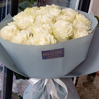 Bukiet n.70 z Róży białej -17 szt