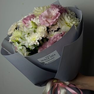 Bukiet n.102 Florystyczny Biało -różowy