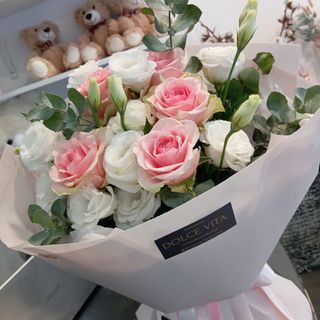 Bukiet n.17 z róży eustomy