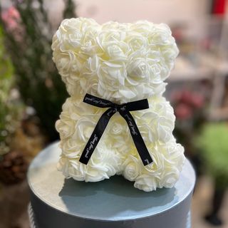 Miś z różyczek biały XS