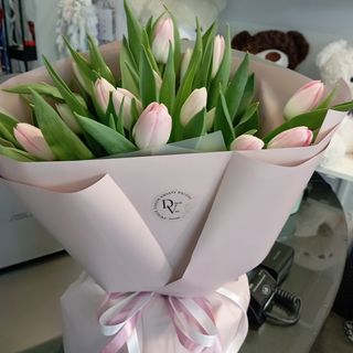 Bukiet n.62 z tulipanow jasno -rózowych