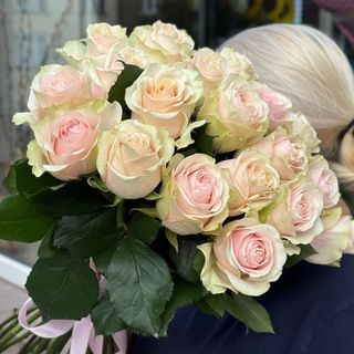 Bukiet n. 117 z Róży 17 zst