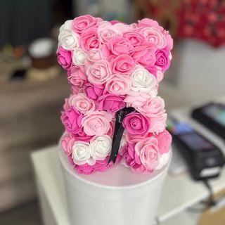 Miś z różyczek różowo-bialy XS