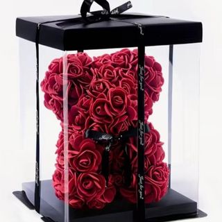 Miś z różyczek w pódelku czerwony S